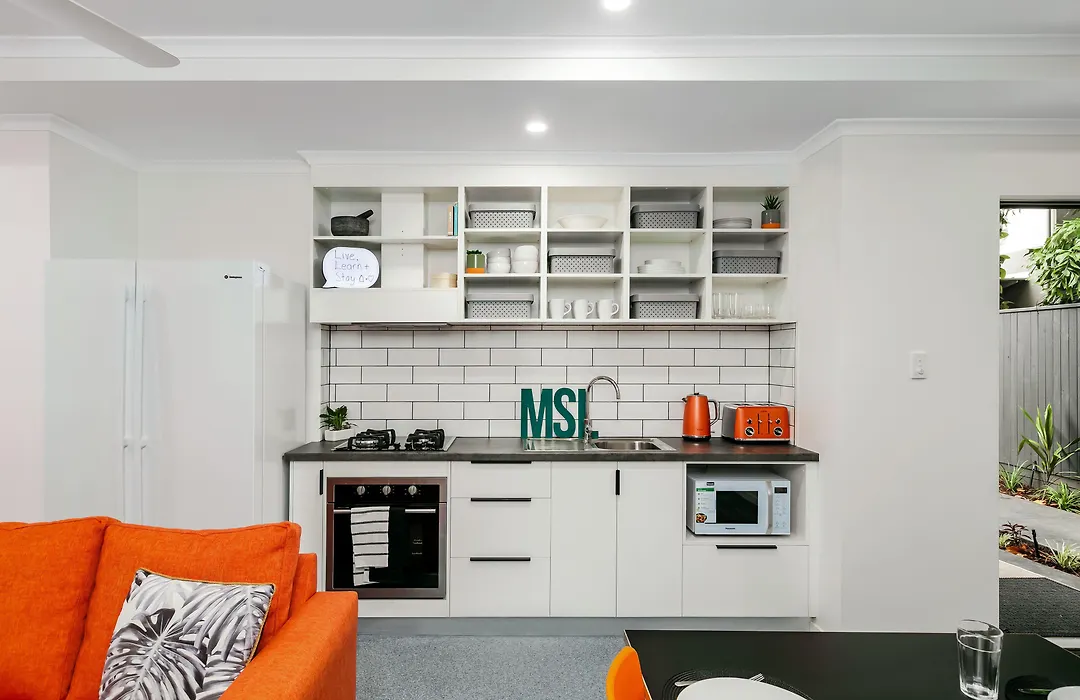 Redhill Cairns Living - Pembroke St-1